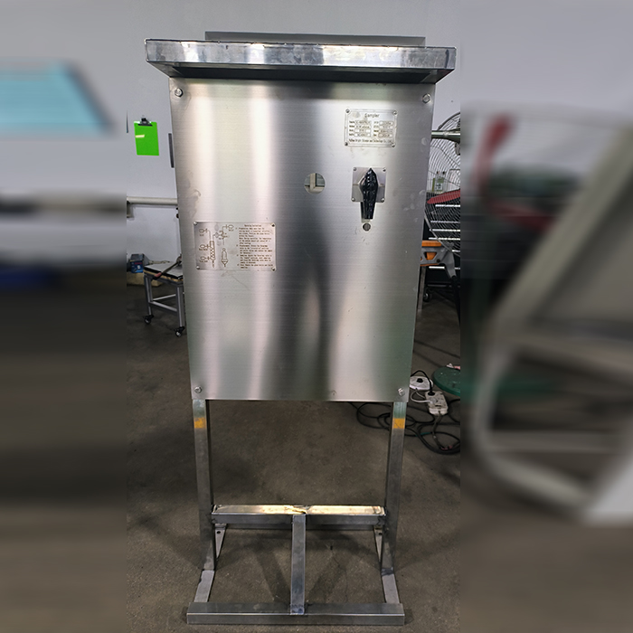 Stainless steel 304 and 316L open sampling device, sampler and cooler.