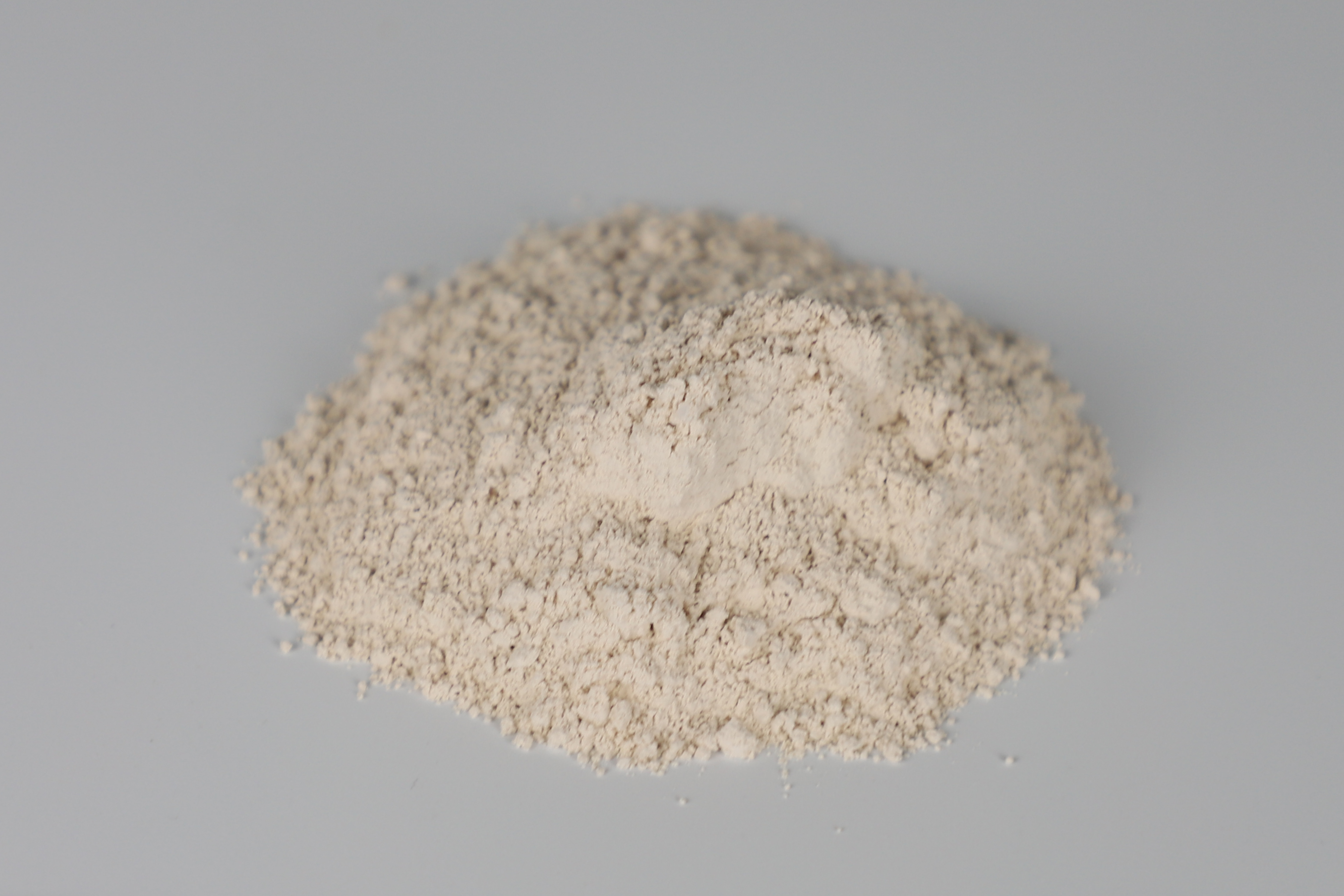 Refractory castable