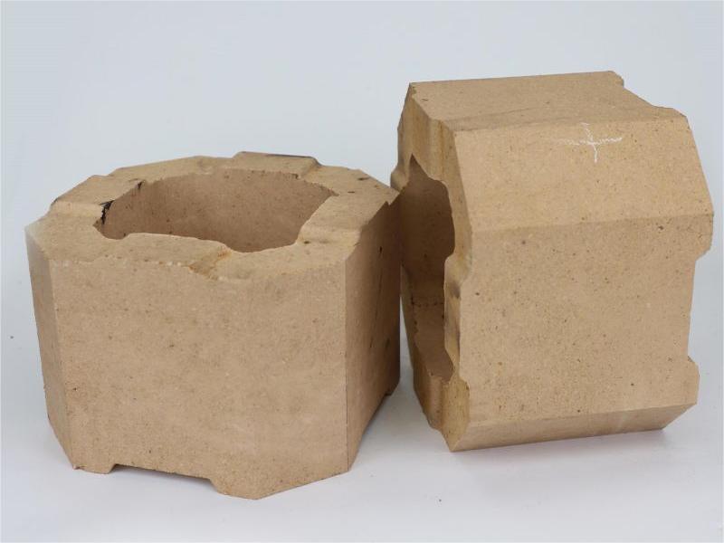 Magnesia zirkonium tegel