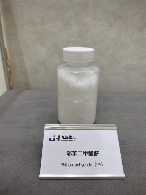 white Phthalic anhydride powder