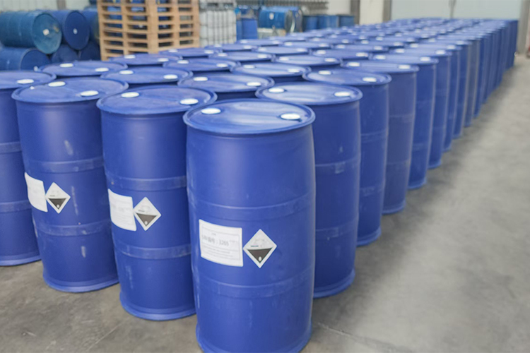 2-Ehthylhexanoic acid