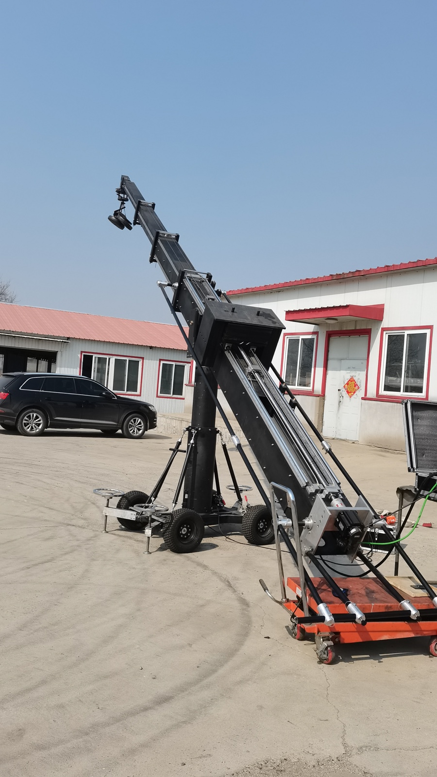 telescopic camera crane