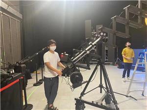 Japan Video Studio Shoot with Heavy Scissors Camera Crane