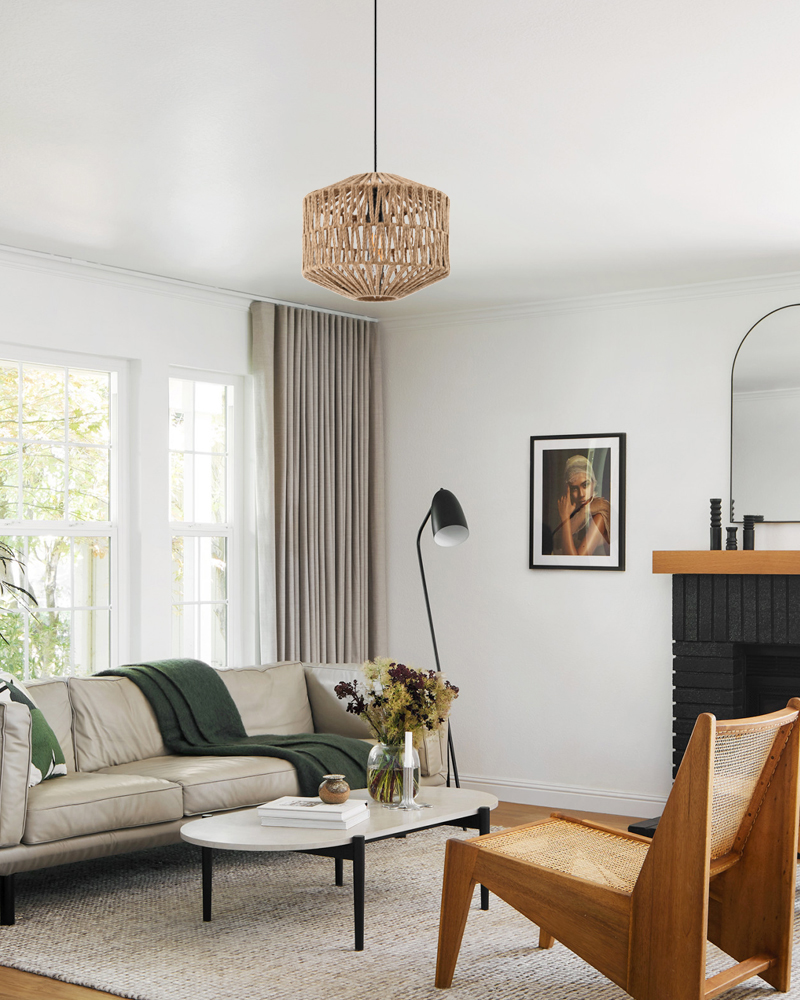 Hemp rope chandelier