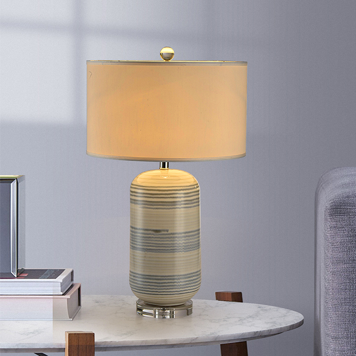 Νέα επιτεύγματα στο εξωτερικό εμπόριο ΚΑΕ! Η ειδική παραγγελία για επιτραπέζια λάμπα παραδόθηκε με επιτυχία.