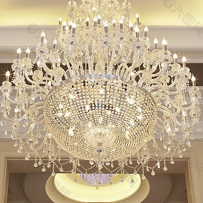 カスタムシャンデリアは雰囲気を高める機能的な芸術になる