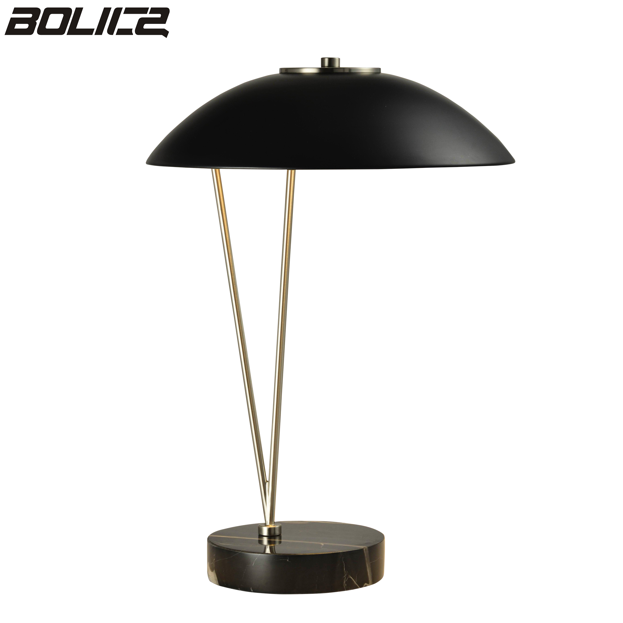 Bureaulamp met een nieuw metalen uiterlijk