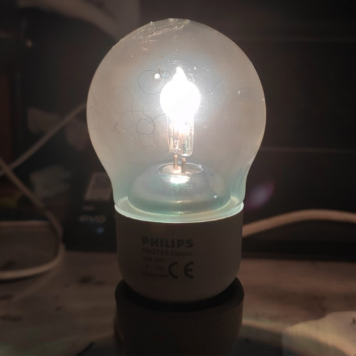 ハロゲンランプとLEDランプの違いは何ですか？