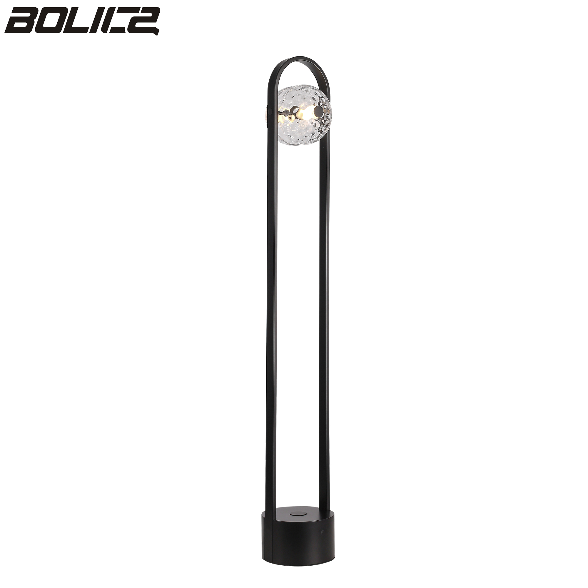 Moderne zwarte staande lamp voor in de woonkamer