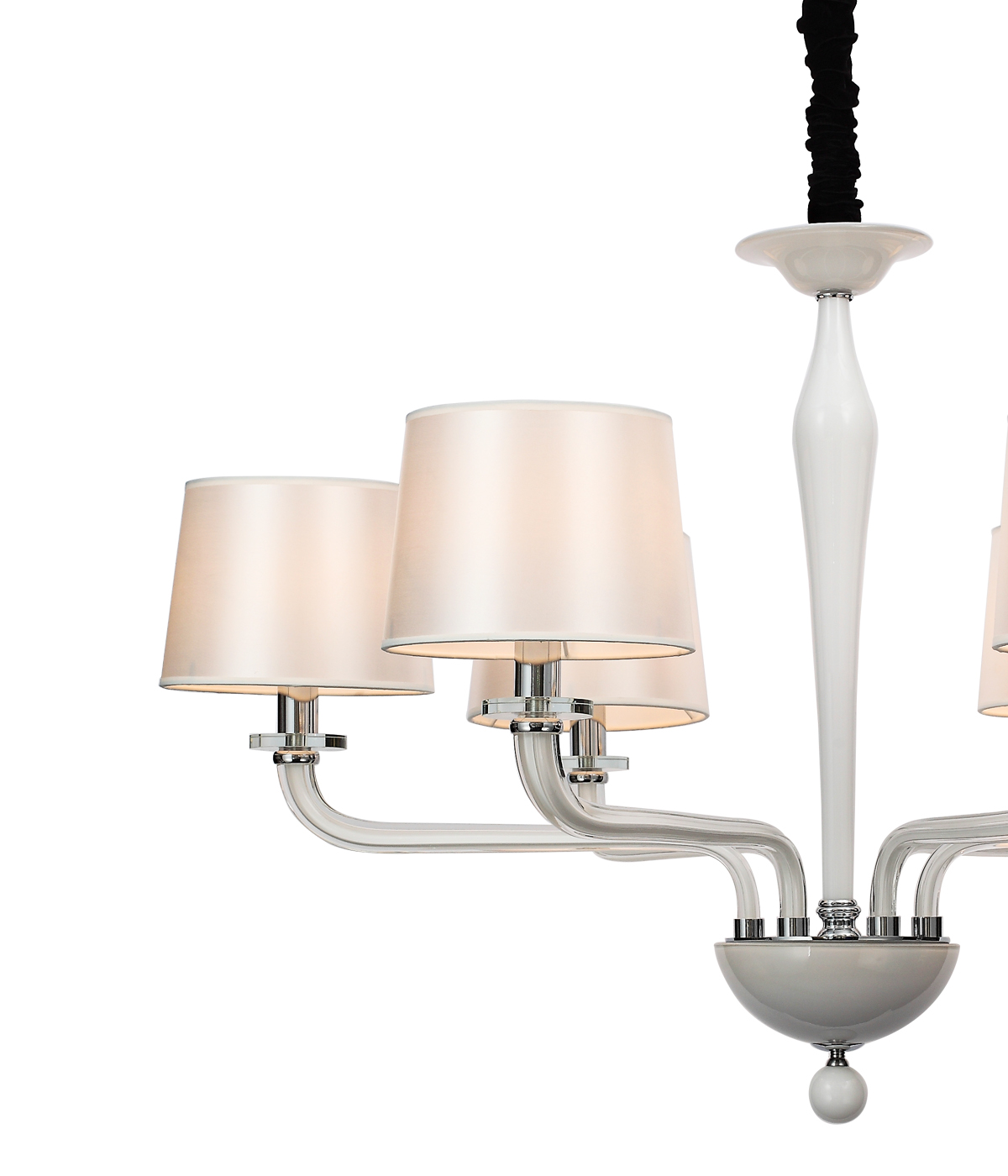 Fehér beltéri függeszték kifinomult lámpaernyővel