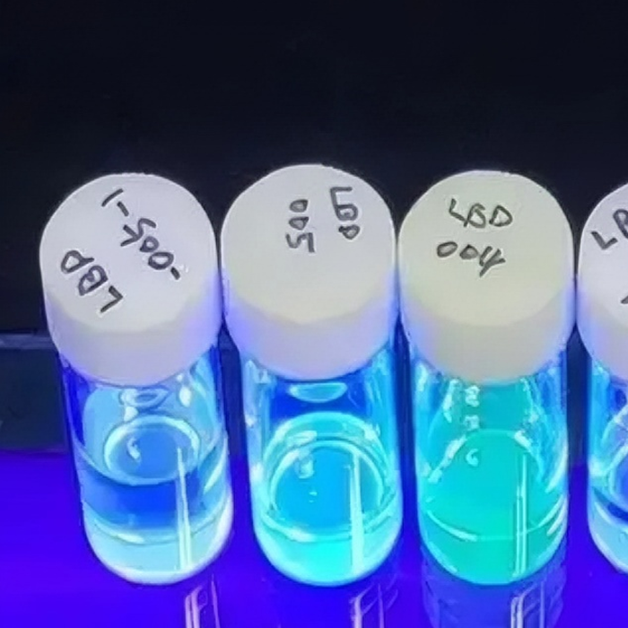 Południowokoreańska firma poczyniła nowe postępy w dziedzinie niebieskich materiałów OLED fosforyzujących