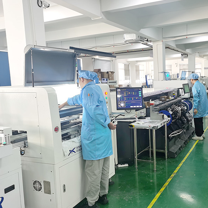 Branża produkcji oświetlenia zmaga się obecnie z rosnącą inflacją.