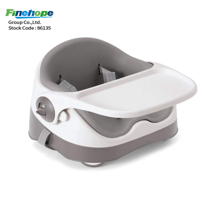 Chaise longue et siège bébé en polyuréthane