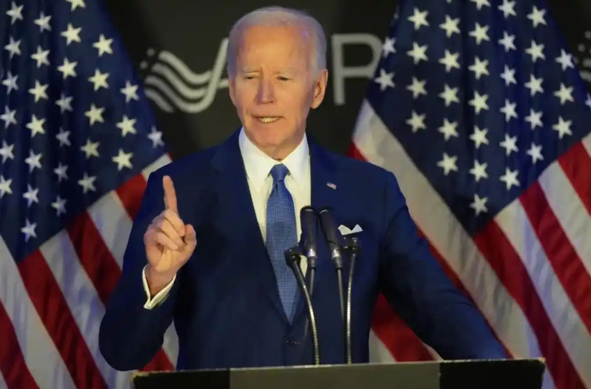 पद छोड़ने के बाद बिडेन ने अपना पहला सार्वजनिक भाषण दिया पद छोड़ने के बाद बिडेन ने अपना पहला सार्वजनिक भाषण दिया