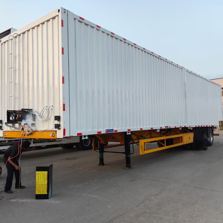 3 Axle Transport Semi Box Truck Trailer