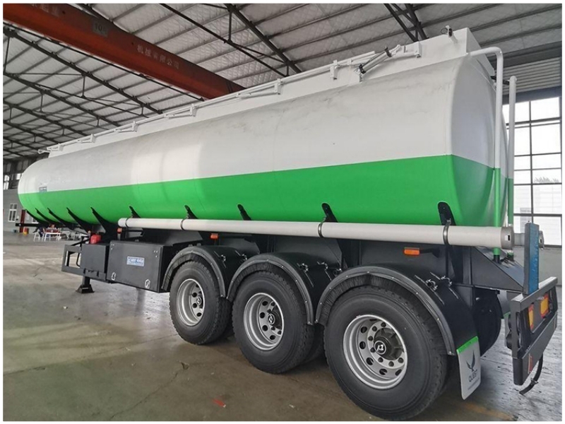 3 Axles Carbon Steel Cargo Transport Tanker Trailer