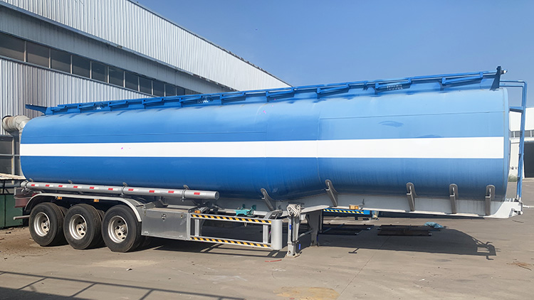 Transport fuel semi-trailer