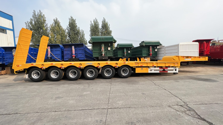 Low bed trailer truck