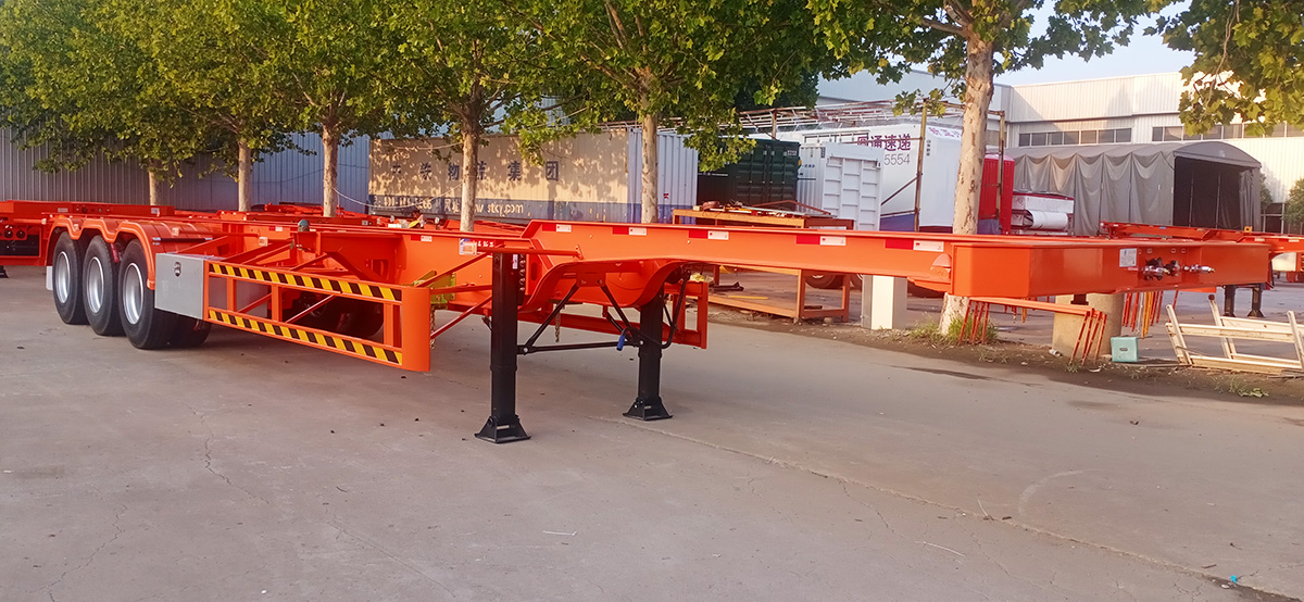 Container skeletal semi trailer