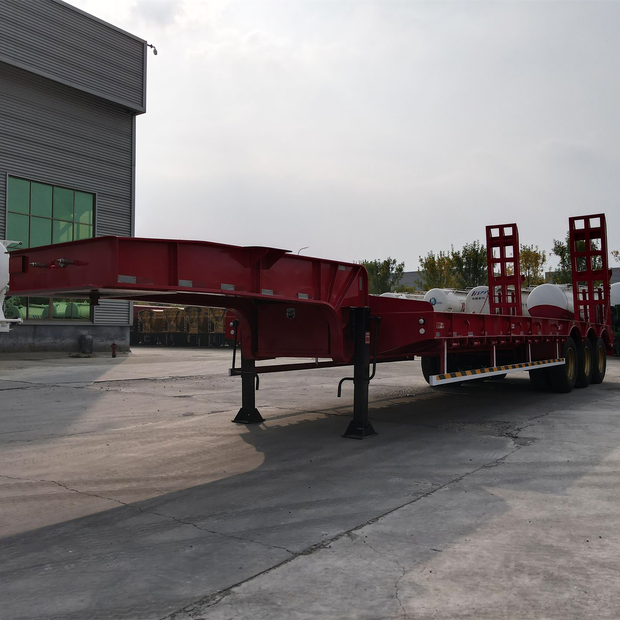 70 Ton Detachable Lowboy Trailers