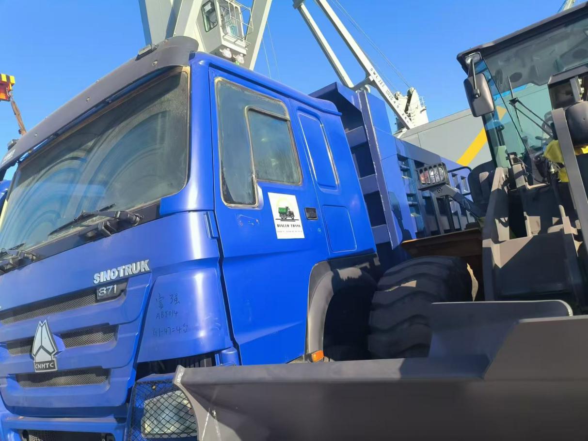 dump truck
