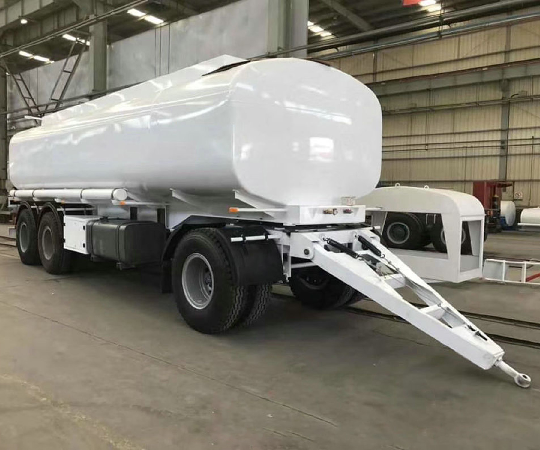 Hstar Customized Wholesale Price Fuel Oil Tank Superlink Liquid Full Trailer with Drawbar