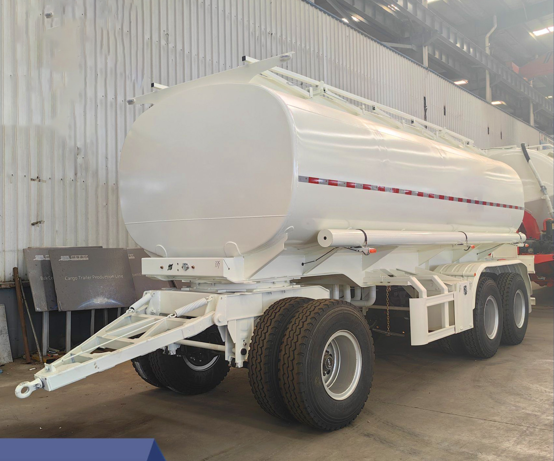 Hstar Customized Wholesale Price Fuel Oil Tank Superlink Liquid Full Trailer with Drawbar