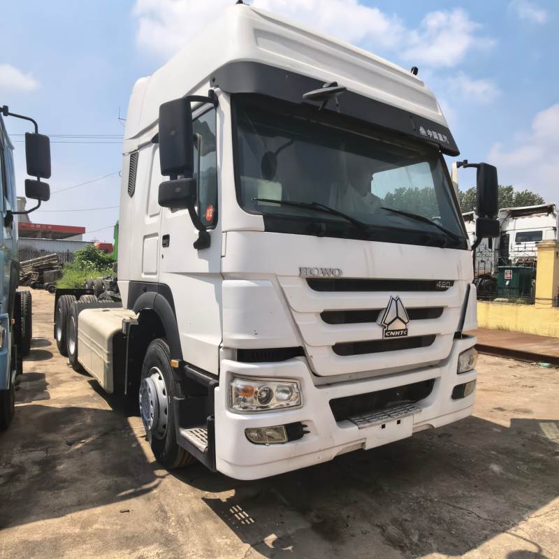 Hstar Auto Ships Popular CNG 6×4 420HP HOWO Tractor to Nigeria, Two More Units Ready for Immediate Delivery