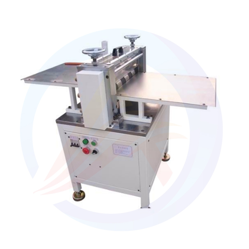 Machine de découpe semi-automatique d'électrodes de batterie