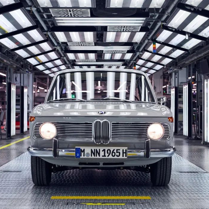 Nhà máy trụ sở BMW sẽ ngừng hoàn toàn việc sản xuất ô tô chạy dầu