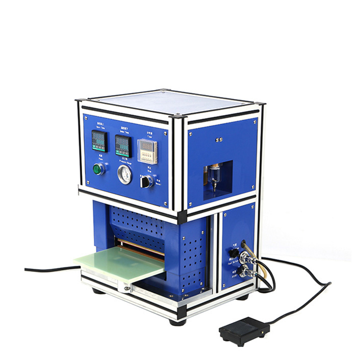 Battery sealing machine