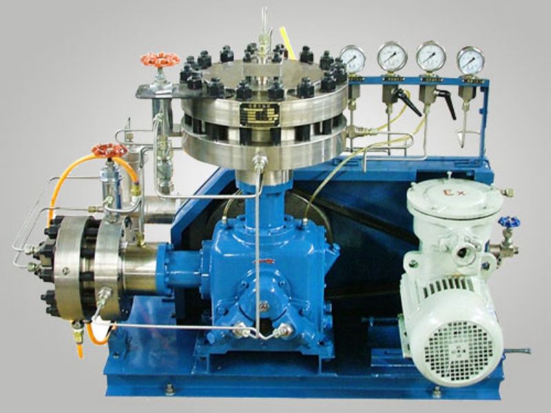 Oxygen diaphragm compressor