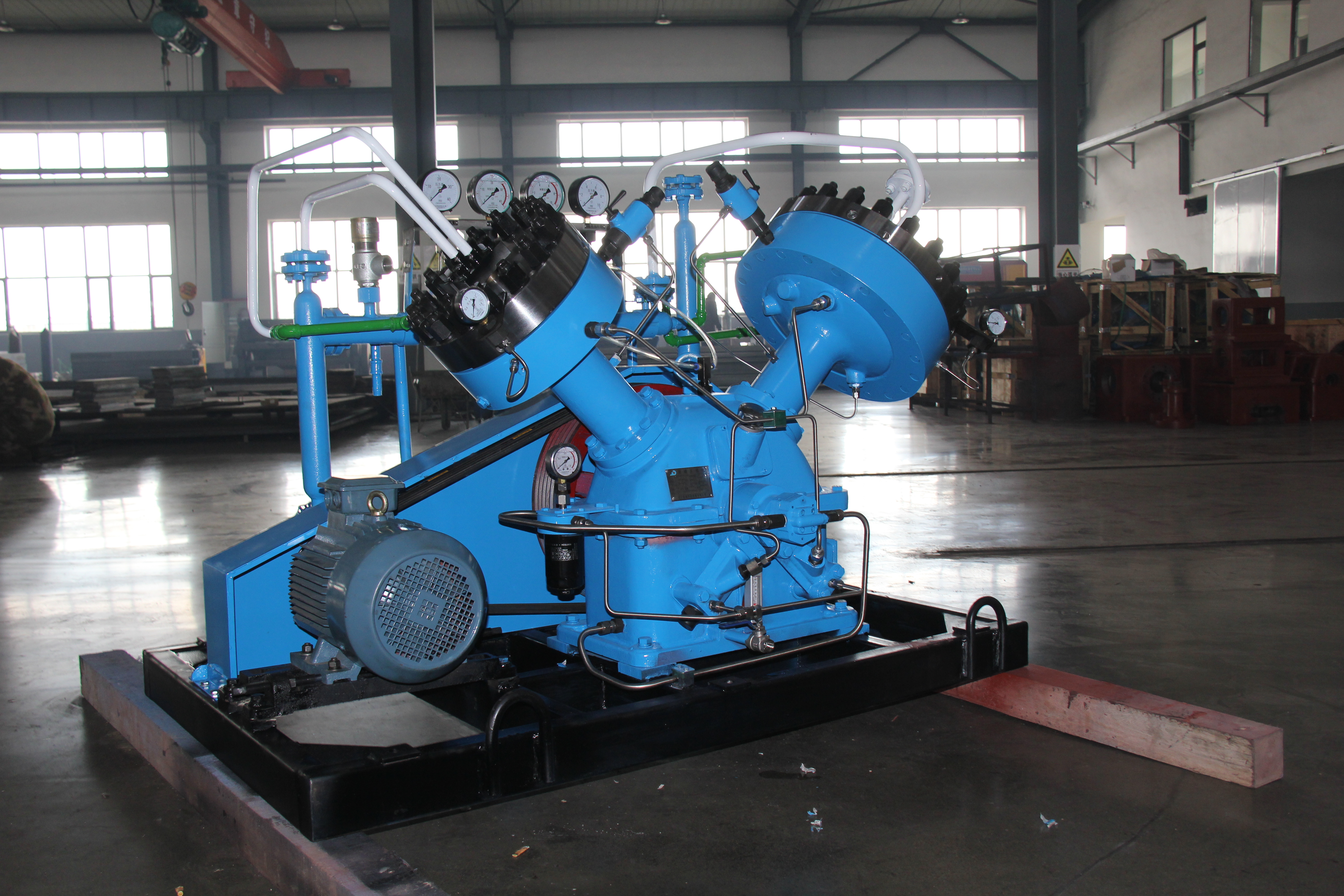 Heavy duty diaphragm compressor