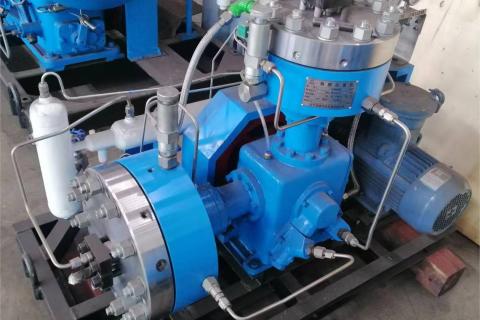 movable small diaphragm compressor