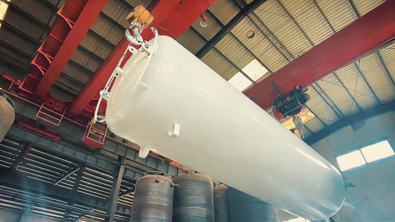 tangki penyimpanan cairan kriogenik