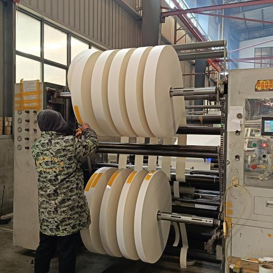 Paper cup forming machine