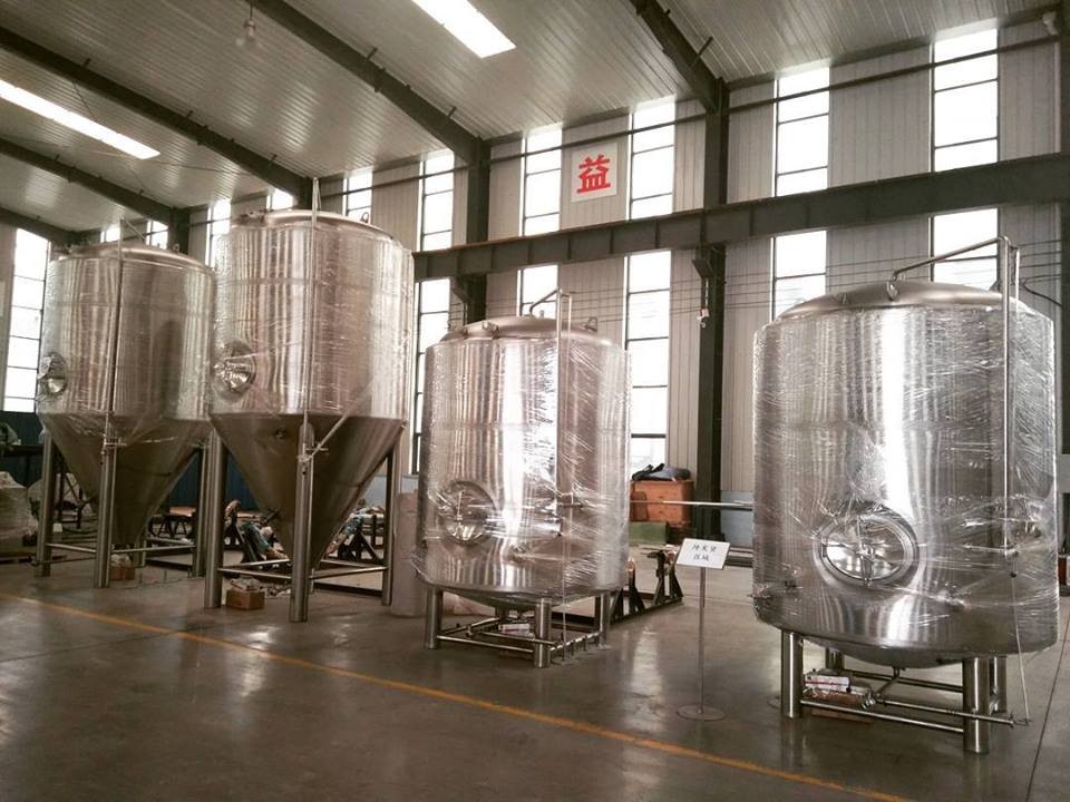 Spremnik za fermentaciju 65HL je završen.