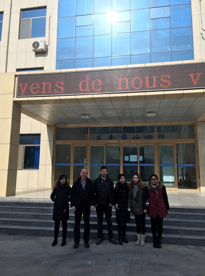 Para visitar clientes de equipamentos de cerveja.