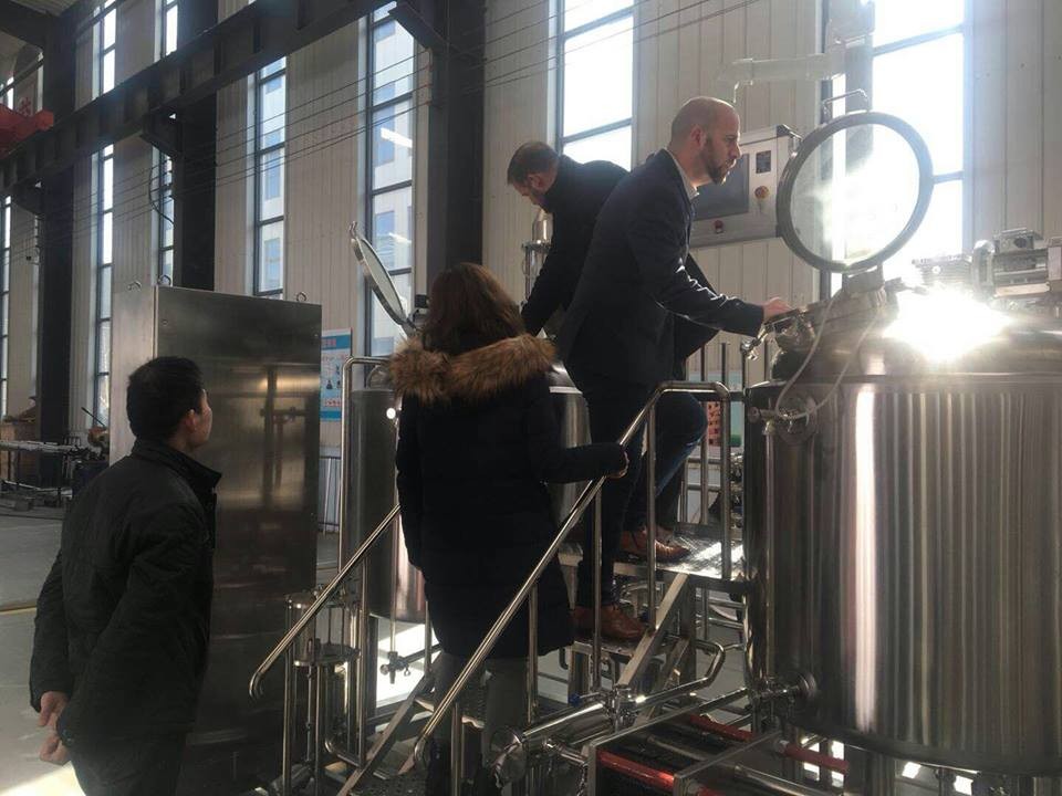 Benvenuto ai clienti francesi