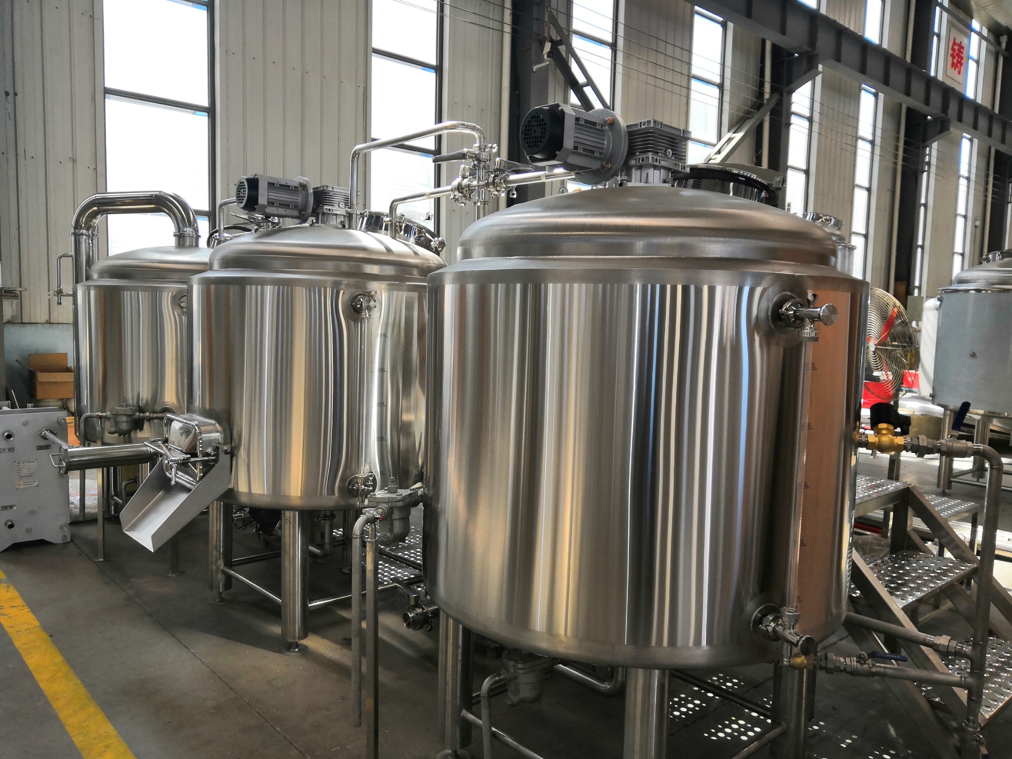 Pub Beer Brewing Equipment Manufacturers, Pub Beer Brewing Equipment Factory, Supply Pub Beer Brewing Equipment