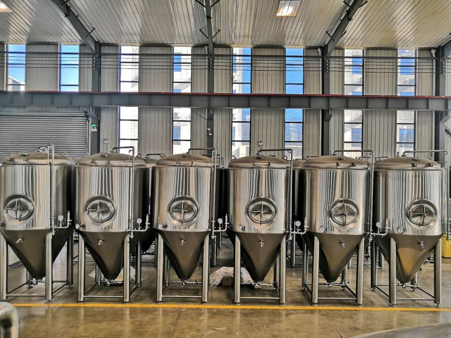 Mini beer brewing equipment beer brewery system brewery plant