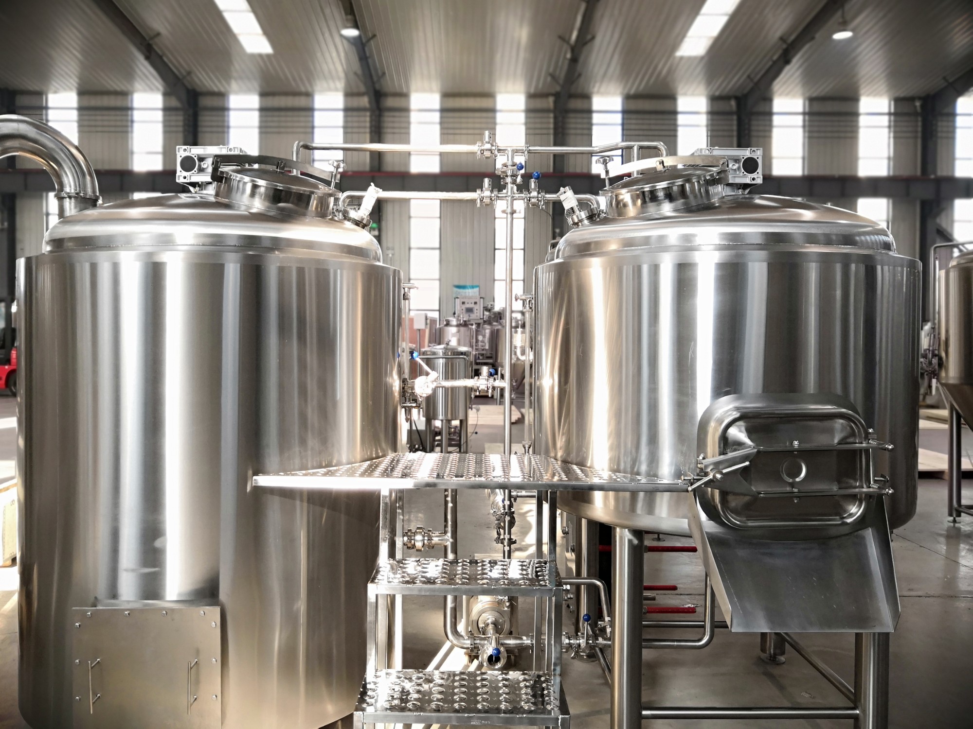 Beer brewery machine 1500L 15HL brewhouse system fermenting equipment with PLC control system