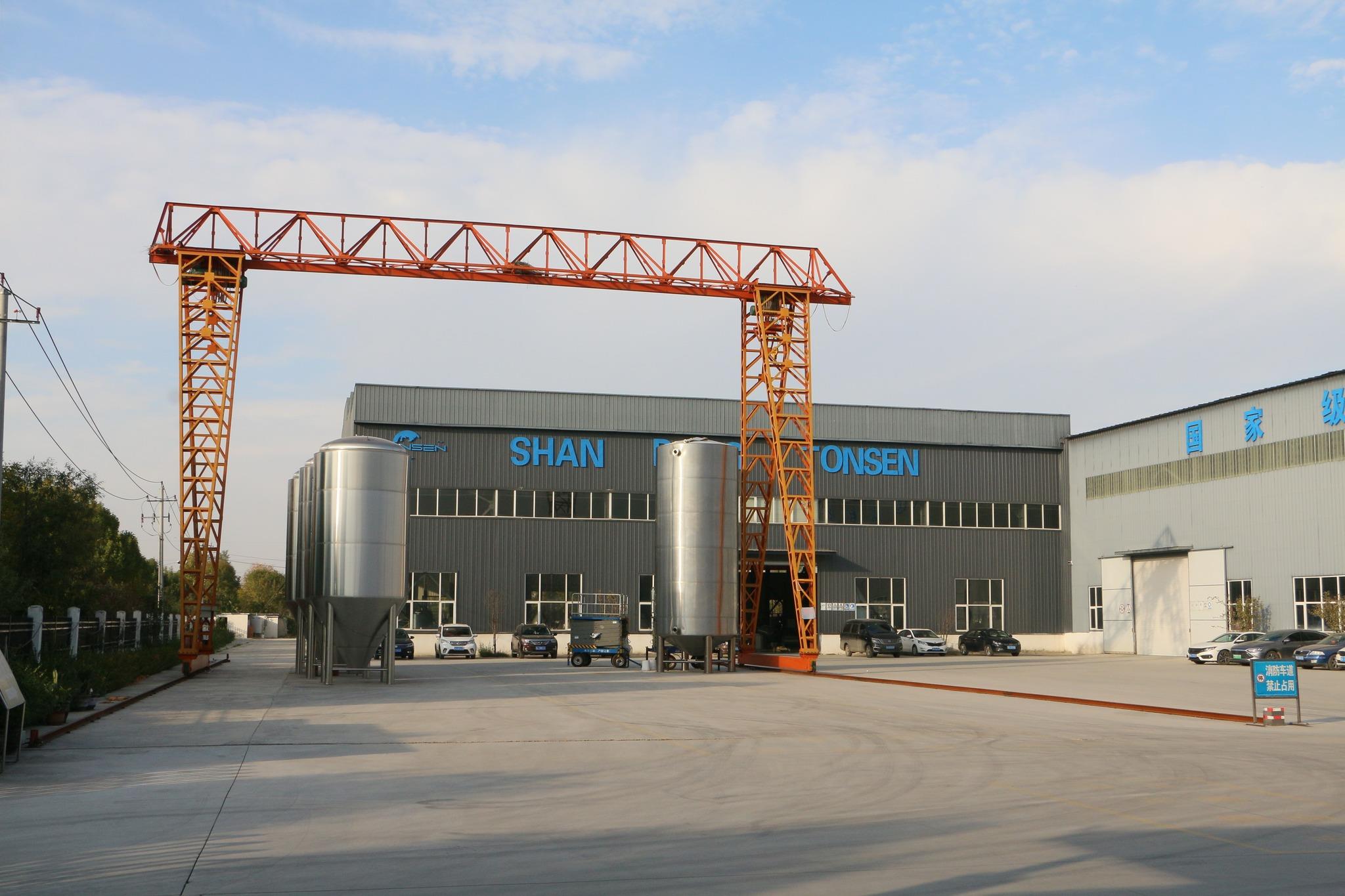 Attrezzature per la produzione di birra