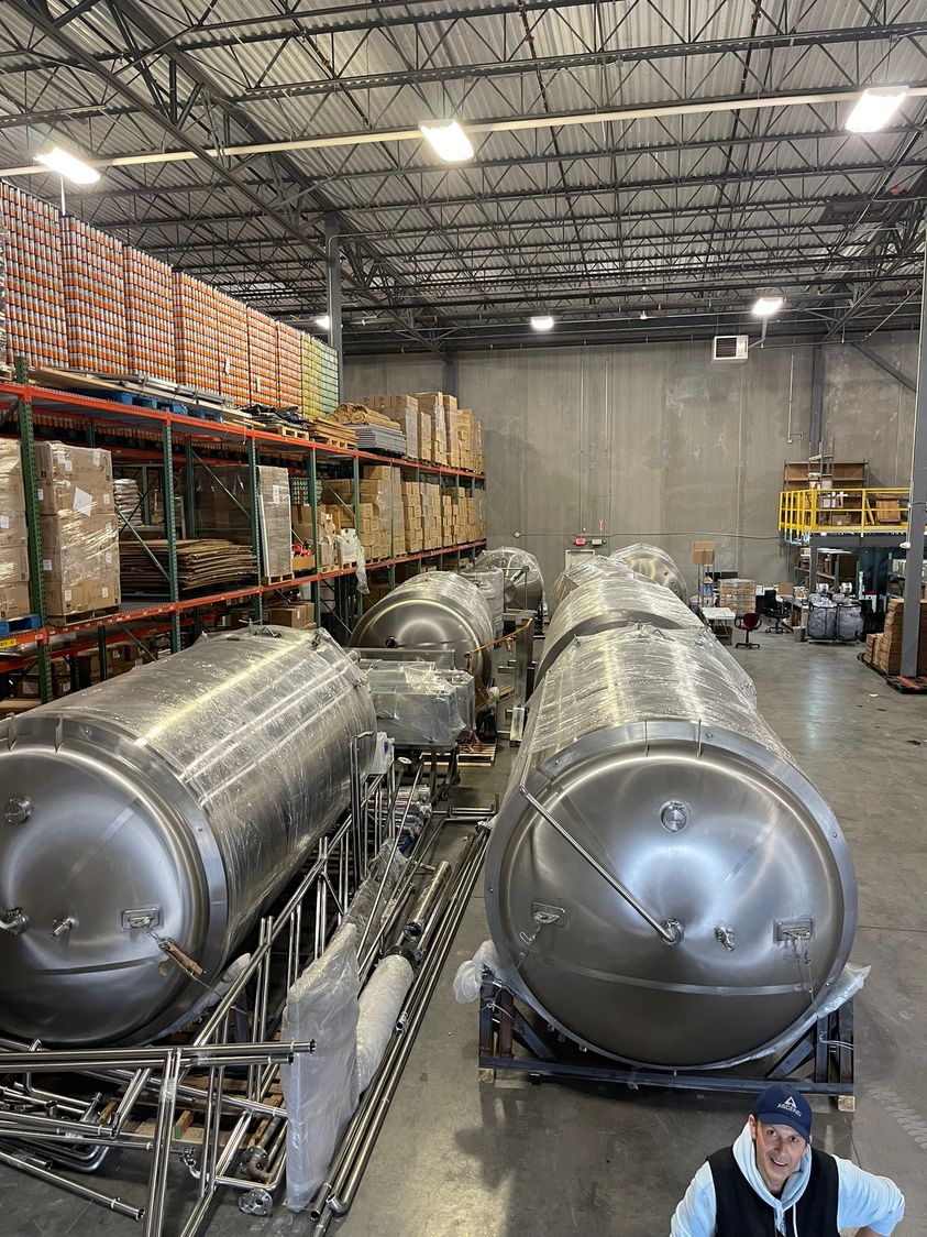 Пивоваренное оборудование Тонсен
 11000L прибыло в США и ожидает разрешения на установку.