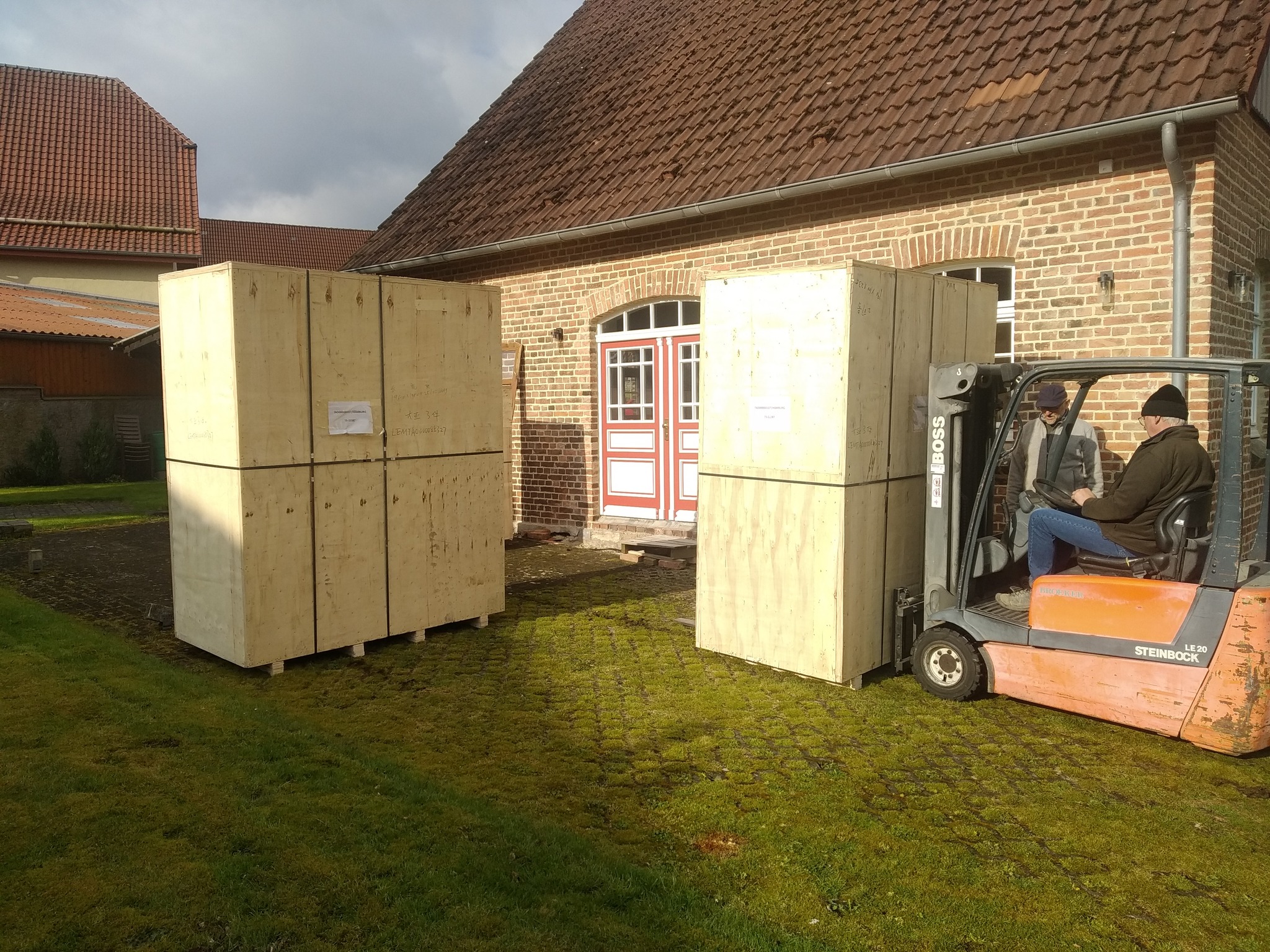 500-литровые бродильные чаны прибыли в Германию