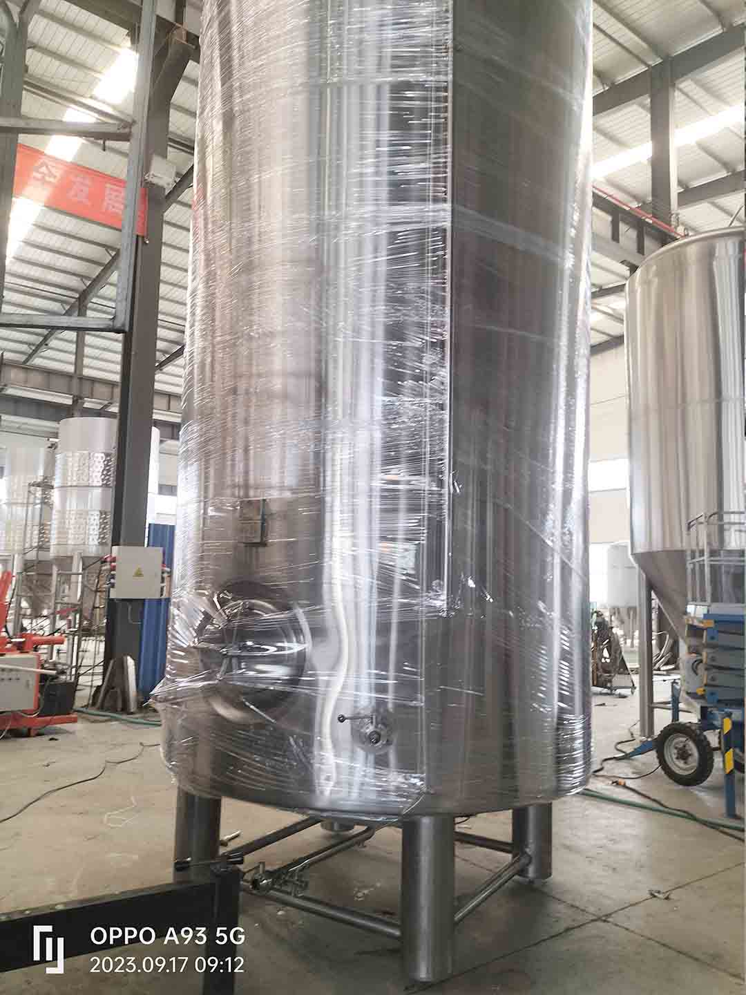 Spremnik za svijetlo pivo Tonsen 15000L 150HL