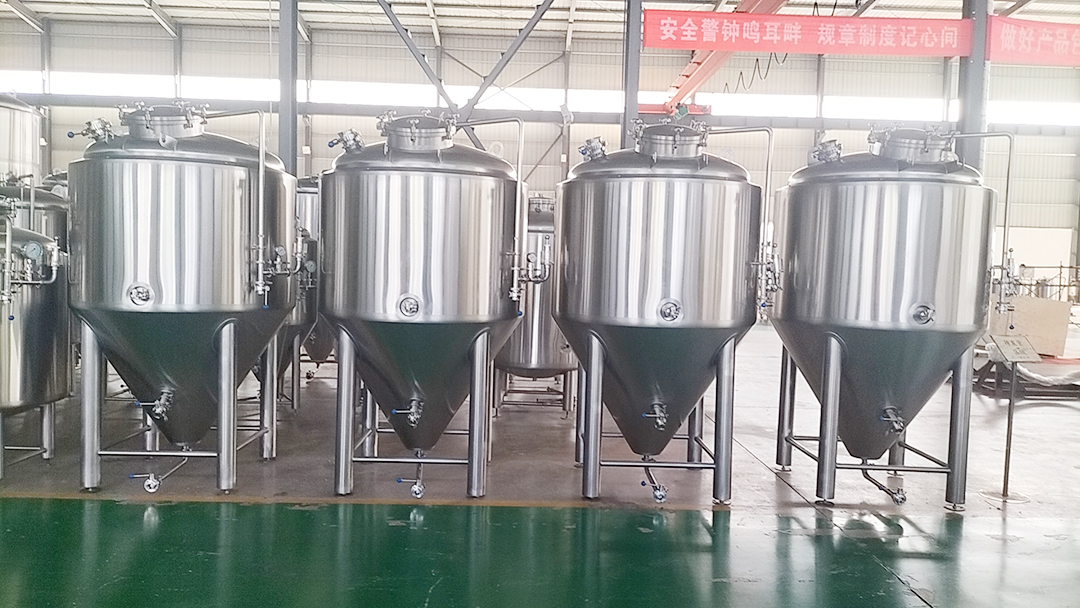 Beer Fermentation Tanks