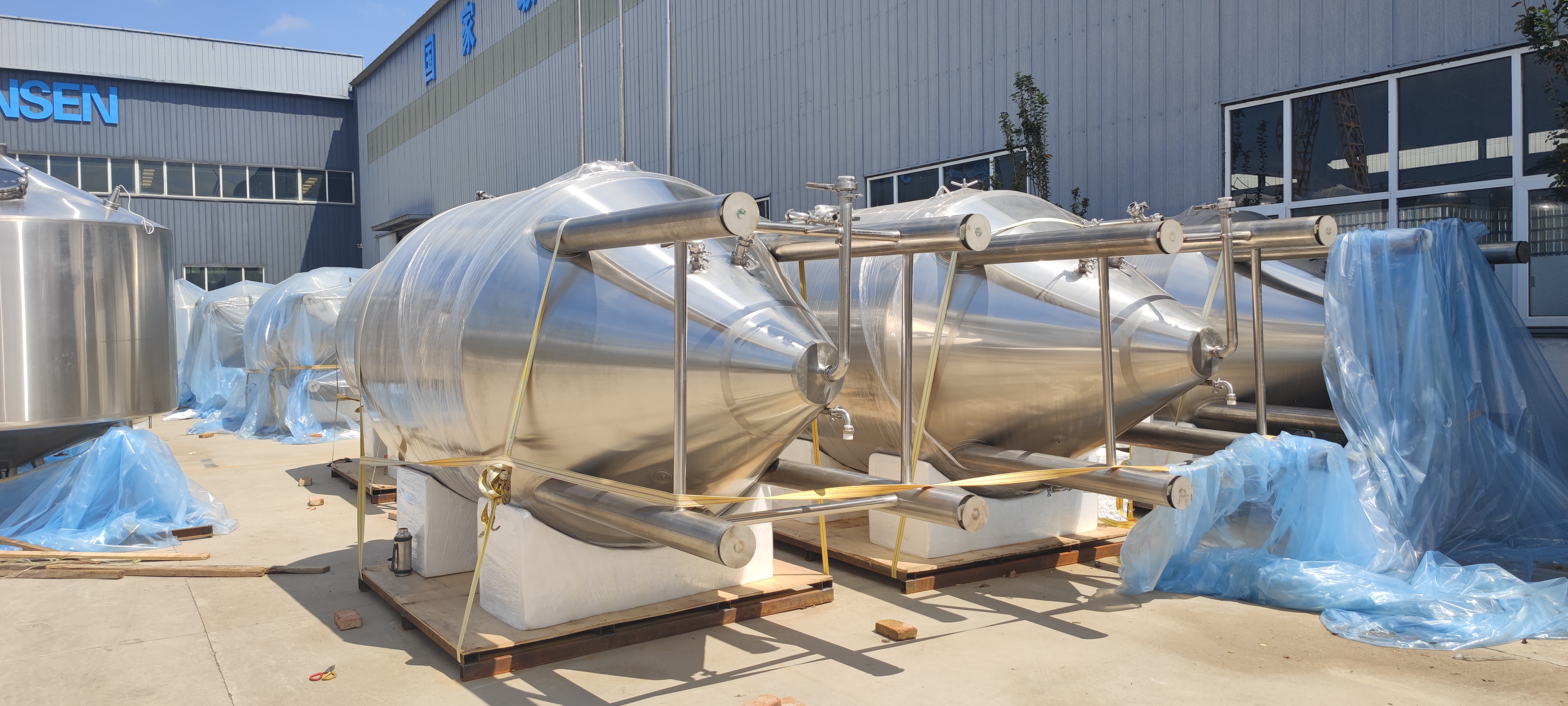 Équipement de brassage pour petites brasseries : le parcours professionnel, de la passion à la carrière