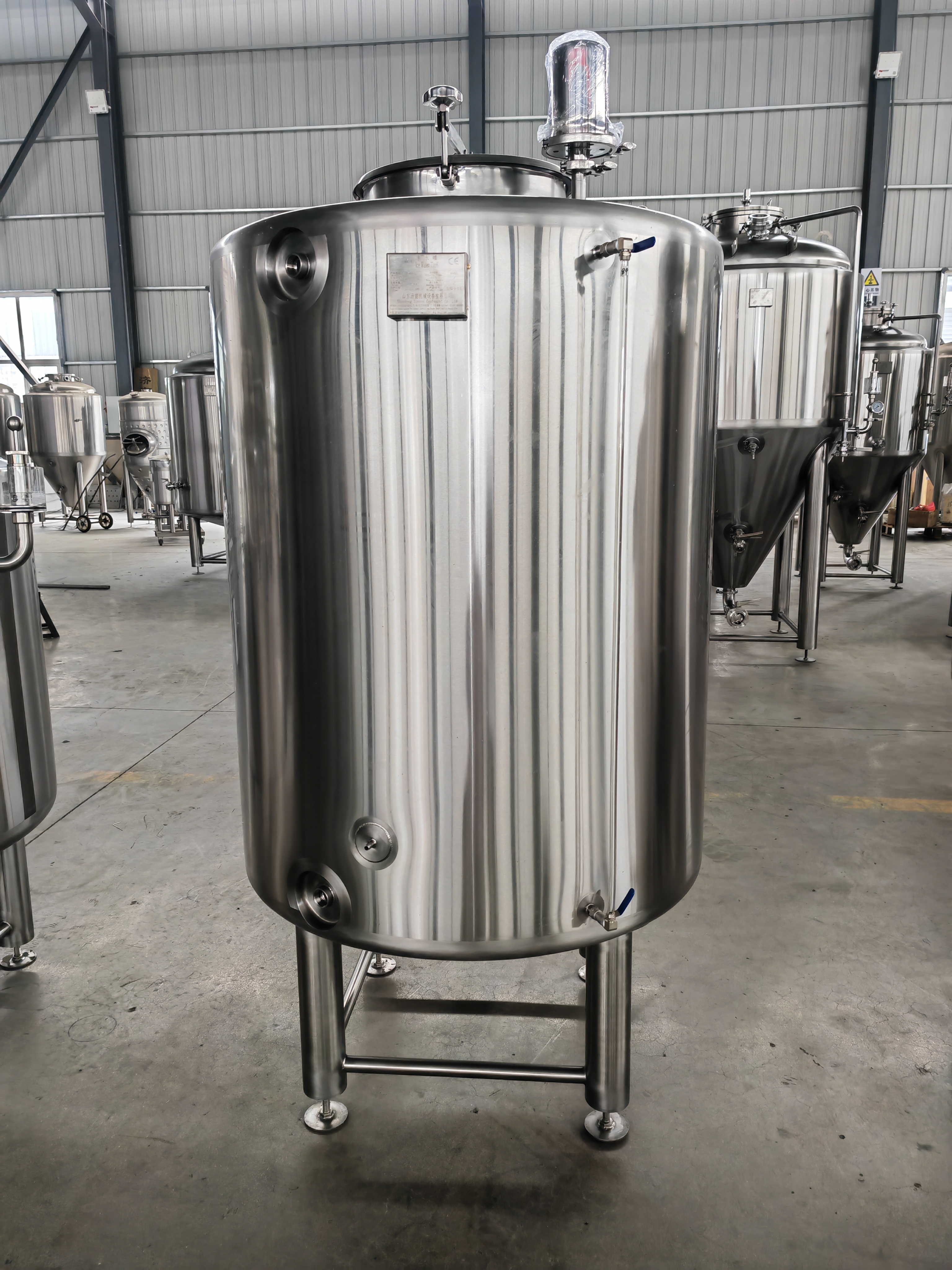 Guía del Mejor Equipo de Elaboración de Cerveza 2025 | Kits para Elaborar Cerveza Casera y Comercial