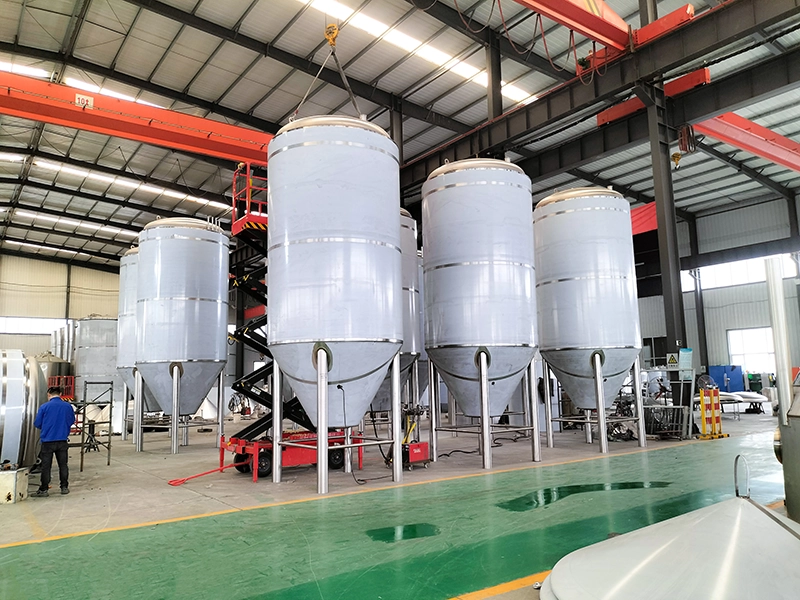 Guide Essentiel sur l’Équipement de Fermentation de Bière pour les Brasseurs à Tous les Niveaux